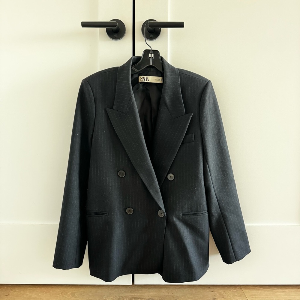ZARA Pinstriped Double Breasted Blazer Medium - Picture 3 of 5